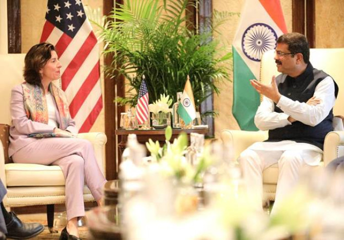 Union Minister of Education and Skill Development and Entrepreneurship Shri Dharmendra Pradhan held a meeting with United States Secretary of Commerce, Ms. Gina Raimondo with focus on forging stronger linkages between India and the U.S in skilling sector.