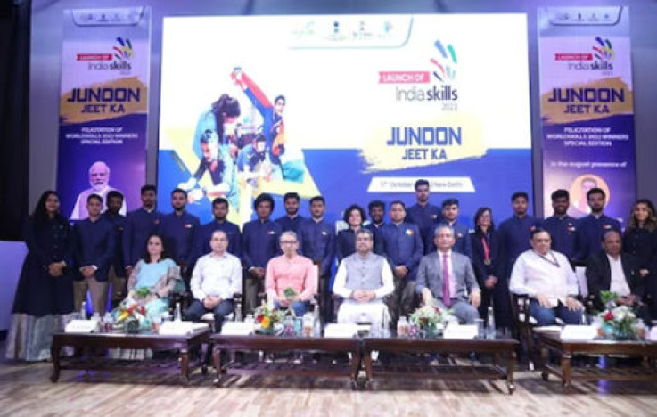 Dharmendra Pradhan Launches IndiaSkills 2023-24, Felicitates World Skills 2022 Winners
