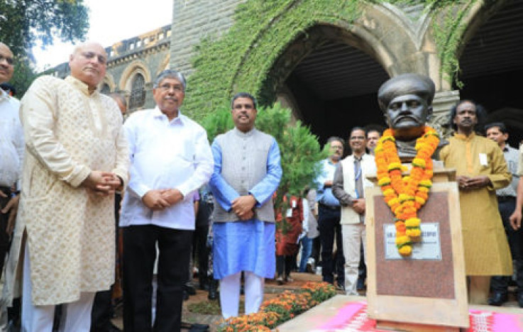 J J school of Art not just an institute, but a laboratory of innovation: Dharmendra Pradhan
