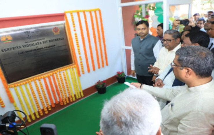 Dharmendra Pradhan Launches Six Projects and Inaugurates Kendriya Vidyalaya