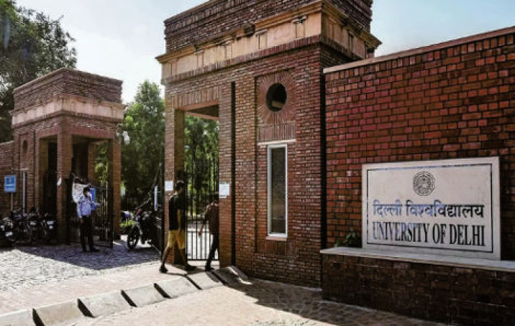 Delhi University Forms Committee to Develop Social Media Policy