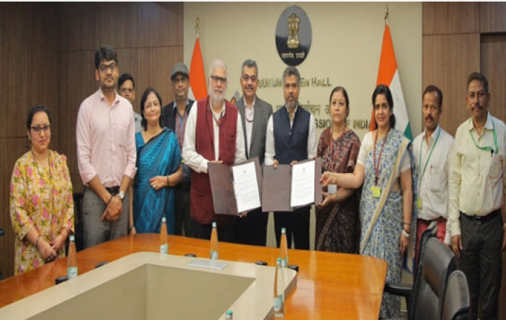 Ministry of Education and Election Commission of India Sign MoU