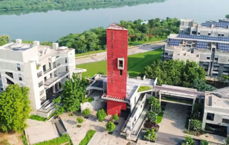 IIT Gandhinagar invites applications for Postgraduate programme
