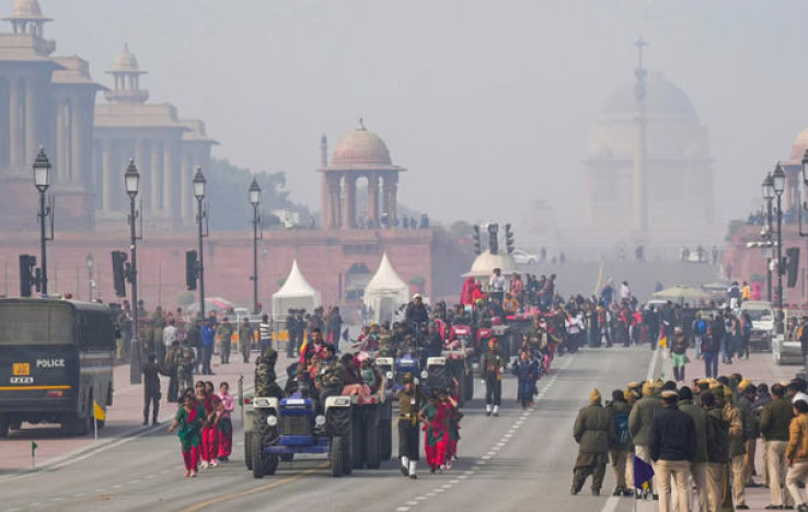 DU to allow students participating in Republic Day to sit for missed exams