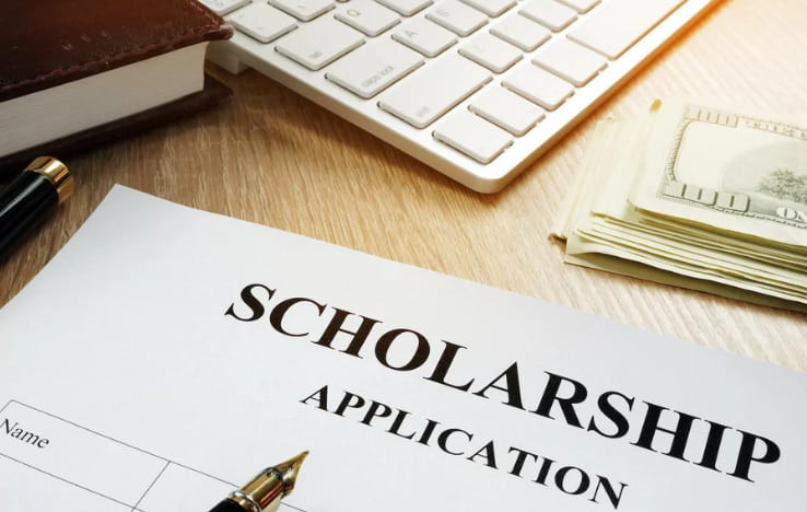 Romanian Government Offers Scholarships for Indian Students Under UGC's International Cooperation