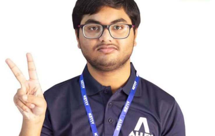 ﻿17-Year-Old Clears IIT JEE, NEET in First Attempt