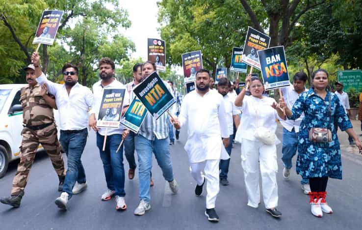 Protests Outside Education Minister's Home By Youth Congress
