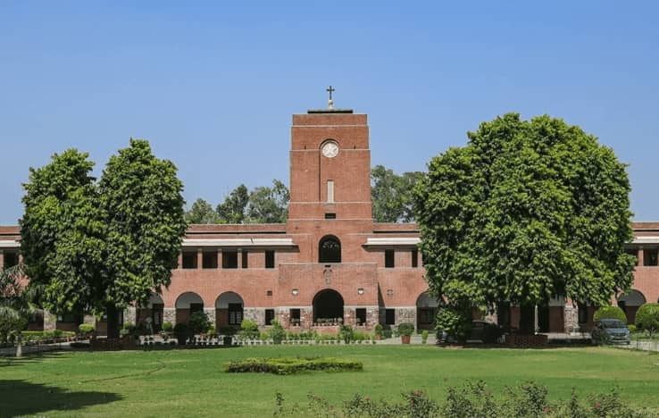 DU, JNU Adopt Online Classes: Here’s What Students Need to Know