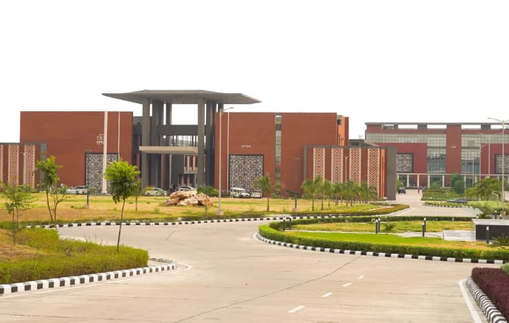 IIM Sambalpur Collaborates to Drive Odisha’s Net-Zero Economic Transition by 2050
