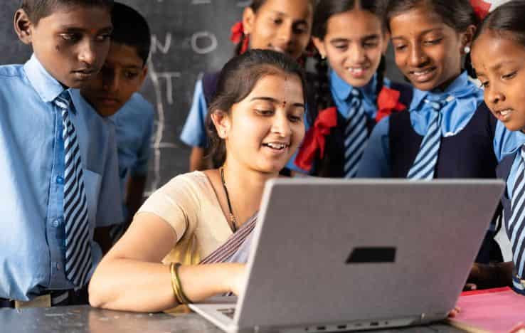 Education Ministry Honors