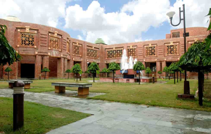 Leap Ahead MBA IIM Lucknow Leap Ahead MBA IIM Lucknow